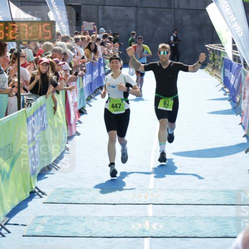 10.08.2025 - GEWOBA Citytriathlon Bremen H.Heesch http://msf.ph/oto/8556073 10.08.2025 15:27:19 Ziel 67, 103, 447 meine-sportfotos.de