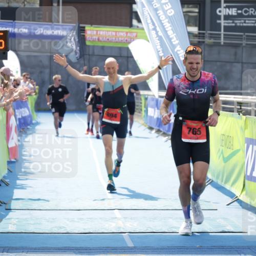 10.08.2025 - GEWOBA Citytriathlon Bremen H.Heesch http://msf.ph/oto/8556080 10.08.2025 14:24:59 Ziel 765, 894, 964, 1023 meine-sportfotos.de