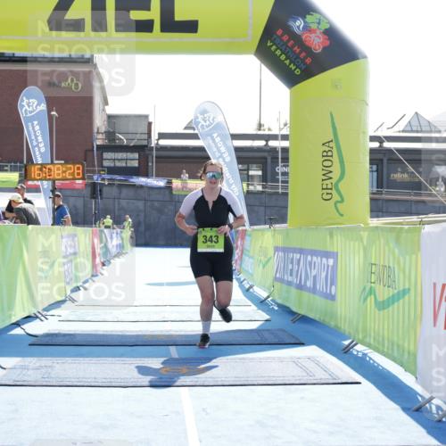 10.08.2025 - GEWOBA Citytriathlon Bremen H.Heesch http://msf.ph/oto/8556084 10.08.2025 16:08:32 Ziel 343 meine-sportfotos.de
