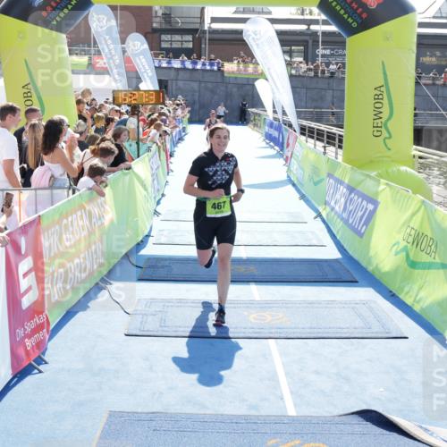 10.08.2025 - GEWOBA Citytriathlon Bremen H.Heesch http://msf.ph/oto/8556125 10.08.2025 15:27:35 Ziel 466, 467 meine-sportfotos.de