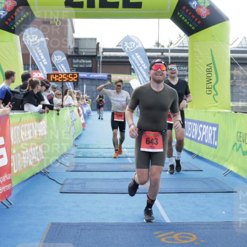 10.08.2025 - GEWOBA Citytriathlon Bremen H.Heesch http://msf.ph/oto/8556183 10.08.2025 14:25:56 Ziel 643, 749, 789, 899 meine-sportfotos.de