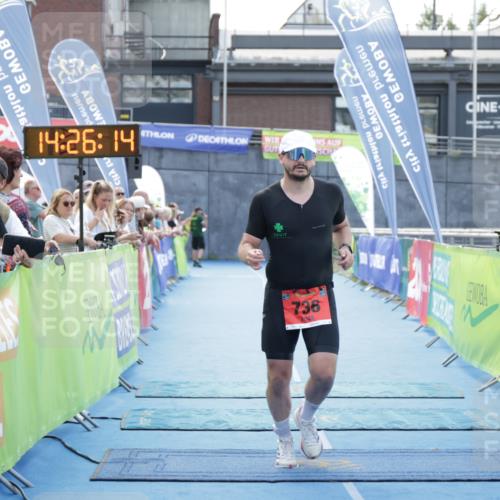 10.08.2025 - GEWOBA Citytriathlon Bremen H.Heesch http://msf.ph/oto/8556216 10.08.2025 14:26:18 Ziel 736 meine-sportfotos.de