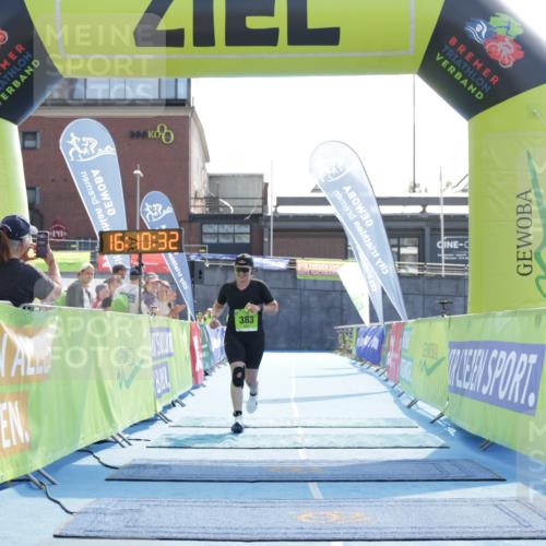 10.08.2025 - GEWOBA Citytriathlon Bremen H.Heesch http://msf.ph/oto/8556227 10.08.2025 16:10:36 Ziel 383 meine-sportfotos.de