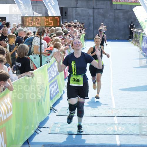 10.08.2025 - GEWOBA Citytriathlon Bremen H.Heesch http://msf.ph/oto/8556247 10.08.2025 15:28:00 Ziel 283, 395, 403 meine-sportfotos.de