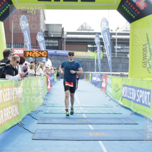 10.08.2025 - GEWOBA Citytriathlon Bremen H.Heesch http://msf.ph/oto/8556251 10.08.2025 14:26:44 Ziel 707, 776 meine-sportfotos.de