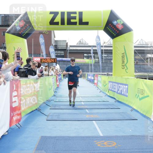 10.08.2025 - GEWOBA Citytriathlon Bremen H.Heesch http://msf.ph/oto/8556253 10.08.2025 14:26:44 Ziel 707, 776 meine-sportfotos.de