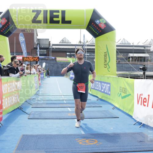 10.08.2025 - GEWOBA Citytriathlon Bremen H.Heesch http://msf.ph/oto/8556273 10.08.2025 14:26:49 Ziel 707, 776 meine-sportfotos.de