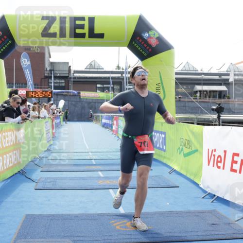 10.08.2025 - GEWOBA Citytriathlon Bremen H.Heesch http://msf.ph/oto/8556277 10.08.2025 14:26:49 Ziel 707, 776 meine-sportfotos.de