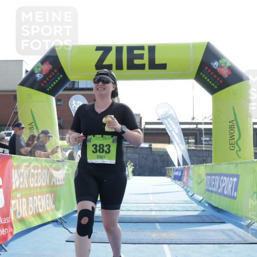 10.08.2025 - GEWOBA Citytriathlon Bremen H.Heesch http://msf.ph/oto/8556303 10.08.2025 16:10:39 Ziel 383 meine-sportfotos.de