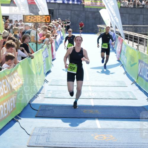 10.08.2025 - GEWOBA Citytriathlon Bremen H.Heesch http://msf.ph/oto/8556340 10.08.2025 15:28:24 Ziel 166, 418, 422 meine-sportfotos.de