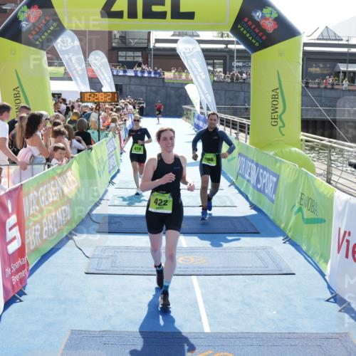 10.08.2025 - GEWOBA Citytriathlon Bremen H.Heesch http://msf.ph/oto/8556352 10.08.2025 15:28:25 Ziel 166, 418, 422 meine-sportfotos.de