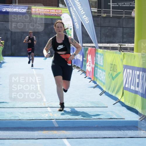 10.08.2025 - GEWOBA Citytriathlon Bremen H.Heesch http://msf.ph/oto/8556370 10.08.2025 14:27:32 Ziel 825, 939, 981 meine-sportfotos.de