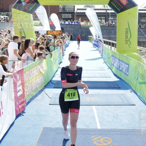 10.08.2025 - GEWOBA Citytriathlon Bremen H.Heesch http://msf.ph/oto/8556374 10.08.2025 15:28:28 Ziel 142, 166, 418, 422 meine-sportfotos.de