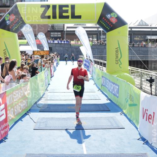 10.08.2025 - GEWOBA Citytriathlon Bremen H.Heesch http://msf.ph/oto/8556393 10.08.2025 15:28:32 Ziel 142, 166, 418, 532 meine-sportfotos.de