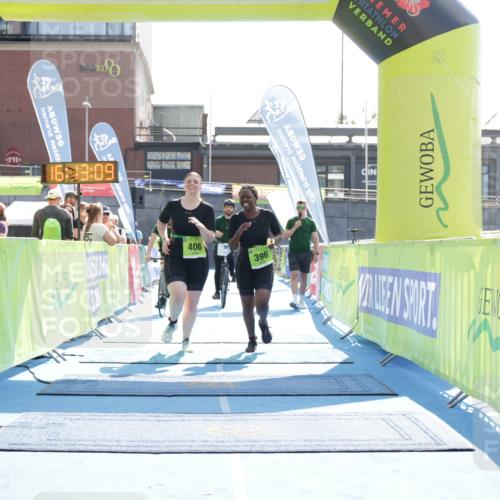 10.08.2025 - GEWOBA Citytriathlon Bremen H.Heesch http://msf.ph/oto/8556394 10.08.2025 16:13:13 Ziel 396, 406 meine-sportfotos.de