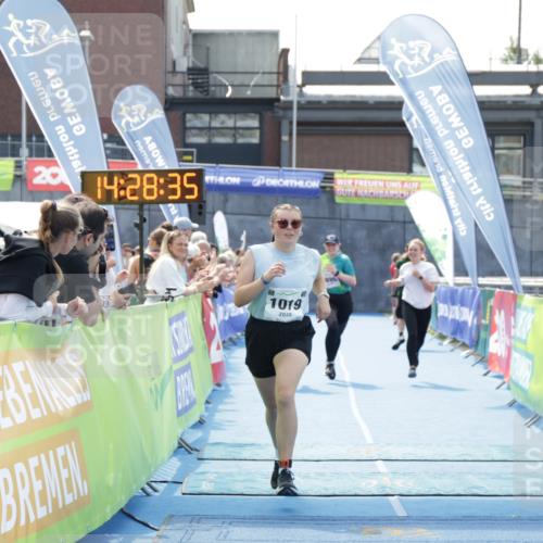 10.08.2025 - GEWOBA Citytriathlon Bremen H.Heesch http://msf.ph/oto/8556420 10.08.2025 14:28:39 Ziel 978, 1019 meine-sportfotos.de