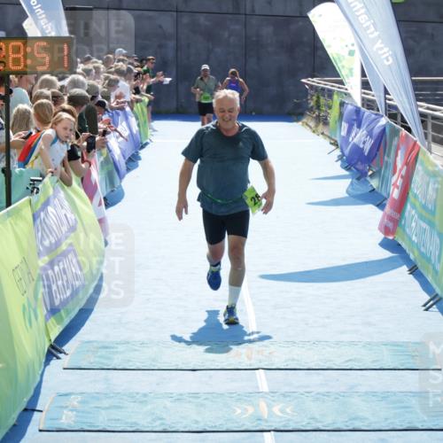 10.08.2025 - GEWOBA Citytriathlon Bremen H.Heesch http://msf.ph/oto/8556481 10.08.2025 15:28:55 Ziel 288 meine-sportfotos.de