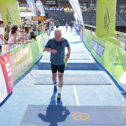 10.08.2025 - GEWOBA Citytriathlon Bremen H.Heesch http://msf.ph/oto/8556503 10.08.2025 15:28:58 Ziel 499 meine-sportfotos.de