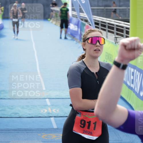 10.08.2025 - GEWOBA Citytriathlon Bremen H.Heesch http://msf.ph/oto/8556505 10.08.2025 14:29:09 Ziel 782, 794, 911, 1001 meine-sportfotos.de