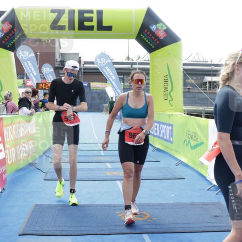 10.08.2025 - GEWOBA Citytriathlon Bremen H.Heesch http://msf.ph/oto/8556546 10.08.2025 14:29:26 Ziel 591, 842, 946, 963 meine-sportfotos.de
