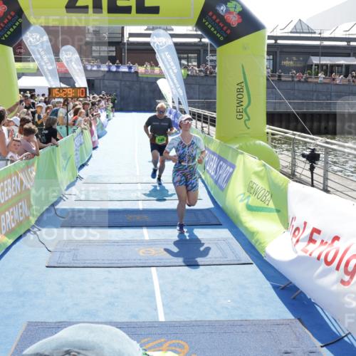10.08.2025 - GEWOBA Citytriathlon Bremen H.Heesch http://msf.ph/oto/8556549 10.08.2025 15:29:14 Ziel 145, 326, 349 meine-sportfotos.de