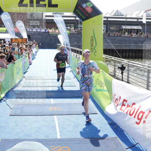 10.08.2025 - GEWOBA Citytriathlon Bremen H.Heesch http://msf.ph/oto/8556553 10.08.2025 15:29:14 Ziel 145, 326, 349 meine-sportfotos.de