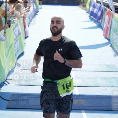 10.08.2025 - GEWOBA Citytriathlon Bremen H.Heesch http://msf.ph/oto/8556571 10.08.2025 15:29:35 Ziel 160, 251 meine-sportfotos.de