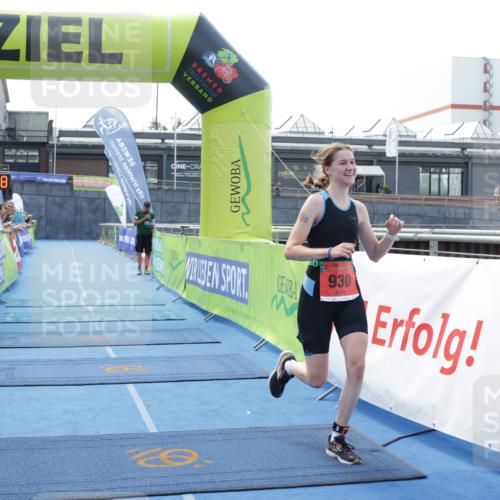 10.08.2025 - GEWOBA Citytriathlon Bremen H.Heesch http://msf.ph/oto/8556592 10.08.2025 14:30:02 Ziel 930 meine-sportfotos.de