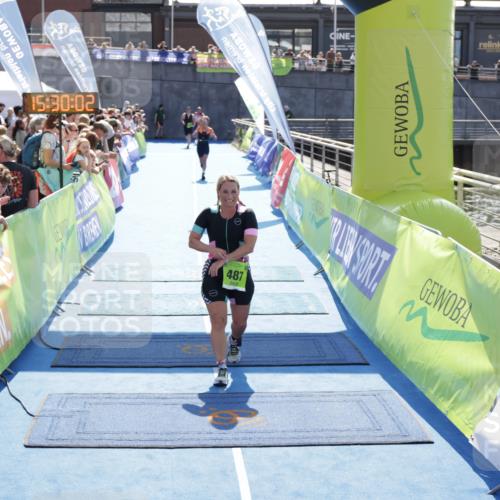 10.08.2025 - GEWOBA Citytriathlon Bremen H.Heesch http://msf.ph/oto/8556628 10.08.2025 15:30:06 Ziel 221, 405, 487 meine-sportfotos.de