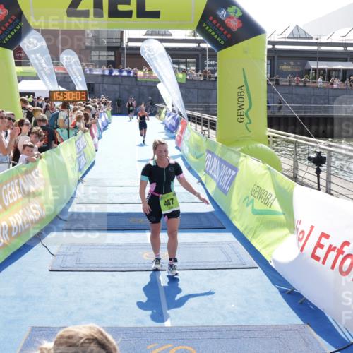 10.08.2025 - GEWOBA Citytriathlon Bremen H.Heesch http://msf.ph/oto/8556635 10.08.2025 15:30:07 Ziel 405, 487 meine-sportfotos.de