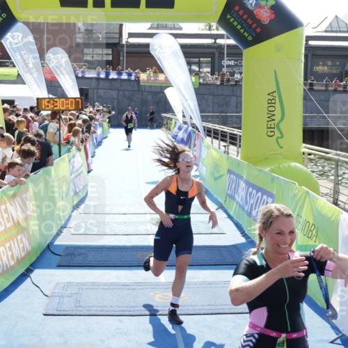 10.08.2025 - GEWOBA Citytriathlon Bremen H.Heesch http://msf.ph/oto/8556646 10.08.2025 15:30:11 Ziel 405, 487 meine-sportfotos.de