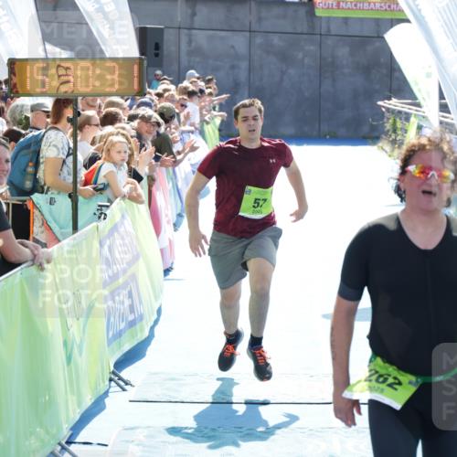 10.08.2025 - GEWOBA Citytriathlon Bremen H.Heesch http://msf.ph/oto/8556696 10.08.2025 15:30:35 Ziel 57, 262 meine-sportfotos.de