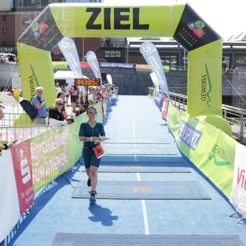10.08.2025 - GEWOBA Citytriathlon Bremen H.Heesch http://msf.ph/oto/8556723 10.08.2025 14:33:55 Ziel 754, 762, 965 meine-sportfotos.de
