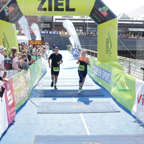 10.08.2025 - GEWOBA Citytriathlon Bremen H.Heesch http://msf.ph/oto/8556742 10.08.2025 15:31:04 Ziel 180, 350 meine-sportfotos.de