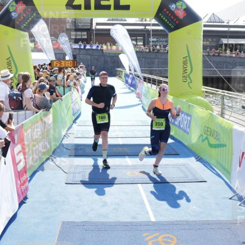 10.08.2025 - GEWOBA Citytriathlon Bremen H.Heesch http://msf.ph/oto/8556747 10.08.2025 15:31:05 Ziel 180, 350 meine-sportfotos.de