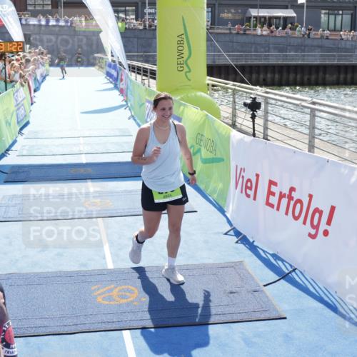 10.08.2025 - GEWOBA Citytriathlon Bremen H.Heesch http://msf.ph/oto/8556775 10.08.2025 15:31:26 Ziel 376 meine-sportfotos.de