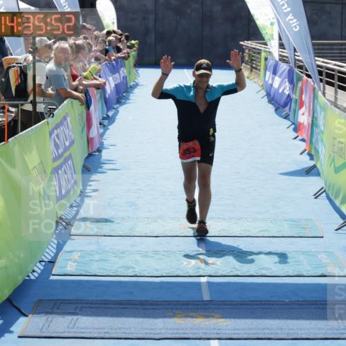 10.08.2025 - GEWOBA Citytriathlon Bremen H.Heesch http://msf.ph/oto/8556776 10.08.2025 14:35:56 Ziel 853 meine-sportfotos.de