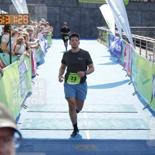 10.08.2025 - GEWOBA Citytriathlon Bremen H.Heesch http://msf.ph/oto/8556783 10.08.2025 15:31:32 Ziel 73, 376 meine-sportfotos.de