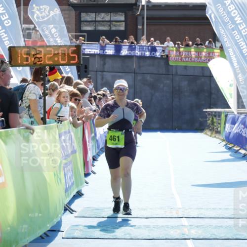10.08.2025 - GEWOBA Citytriathlon Bremen H.Heesch http://msf.ph/oto/8556831 10.08.2025 15:32:09 Ziel 338, 411, 461 meine-sportfotos.de