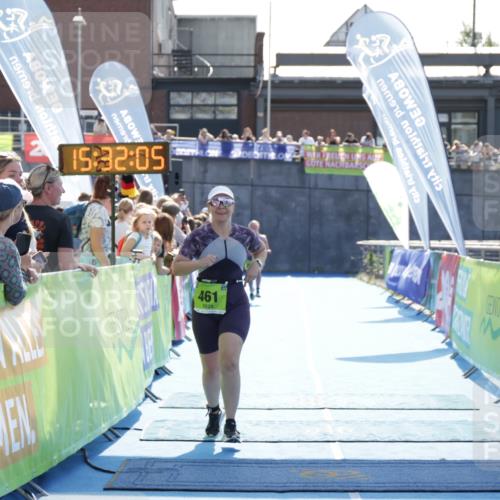 10.08.2025 - GEWOBA Citytriathlon Bremen H.Heesch http://msf.ph/oto/8556836 10.08.2025 15:32:09 Ziel 338, 411, 461 meine-sportfotos.de