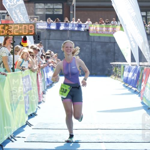 10.08.2025 - GEWOBA Citytriathlon Bremen H.Heesch http://msf.ph/oto/8556854 10.08.2025 15:32:13 Ziel 338, 461 meine-sportfotos.de