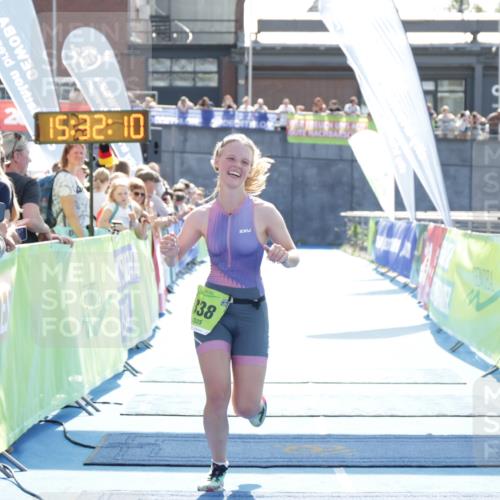 10.08.2025 - GEWOBA Citytriathlon Bremen H.Heesch http://msf.ph/oto/8556858 10.08.2025 15:32:14 Ziel 338, 461 meine-sportfotos.de