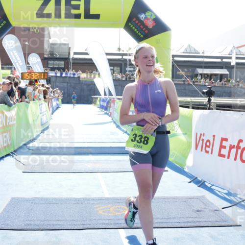 10.08.2025 - GEWOBA Citytriathlon Bremen H.Heesch http://msf.ph/oto/8556866 10.08.2025 15:32:15 Ziel 338, 461 meine-sportfotos.de