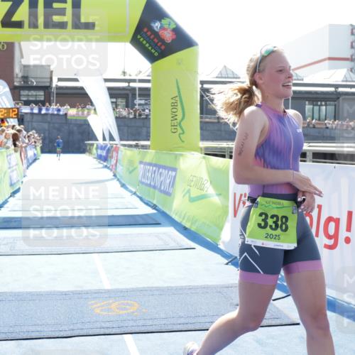 10.08.2025 - GEWOBA Citytriathlon Bremen H.Heesch http://msf.ph/oto/8556868 10.08.2025 15:32:16 Ziel 338, 461 meine-sportfotos.de