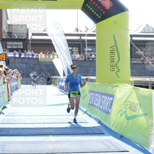 10.08.2025 - GEWOBA Citytriathlon Bremen H.Heesch http://msf.ph/oto/8556882 10.08.2025 15:32:23 Ziel 469 meine-sportfotos.de