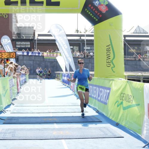 10.08.2025 - GEWOBA Citytriathlon Bremen H.Heesch http://msf.ph/oto/8556884 10.08.2025 15:32:23 Ziel 469 meine-sportfotos.de
