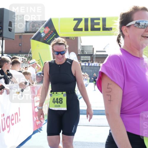 10.08.2025 - GEWOBA Citytriathlon Bremen H.Heesch http://msf.ph/oto/8556935 10.08.2025 15:32:43 Ziel 189, 448, 494 meine-sportfotos.de