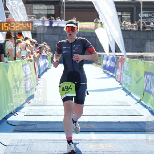 10.08.2025 - GEWOBA Citytriathlon Bremen H.Heesch http://msf.ph/oto/8556940 10.08.2025 15:32:48 Ziel 494 meine-sportfotos.de