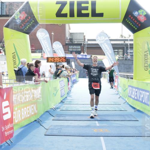 10.08.2025 - GEWOBA Citytriathlon Bremen H.Heesch http://msf.ph/oto/8556941 10.08.2025 14:39:30 Ziel 983 meine-sportfotos.de
