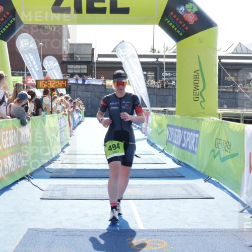 10.08.2025 - GEWOBA Citytriathlon Bremen H.Heesch http://msf.ph/oto/8556944 10.08.2025 15:32:48 Ziel 494 meine-sportfotos.de